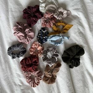 Assorted Scrunchies Set